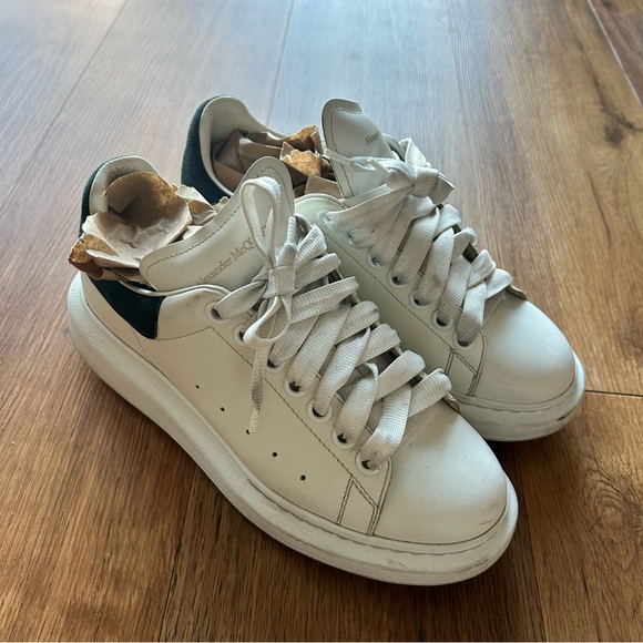 Alexander McQueen Platform Sneakers Women’s 38 1/2 EU / 8.5 US in White/Black - Picture 5 of 9